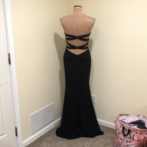 NWT La Femme Maxi Dress Size 6 Black Cut Out Caged Open Back - Picture 4 of 9